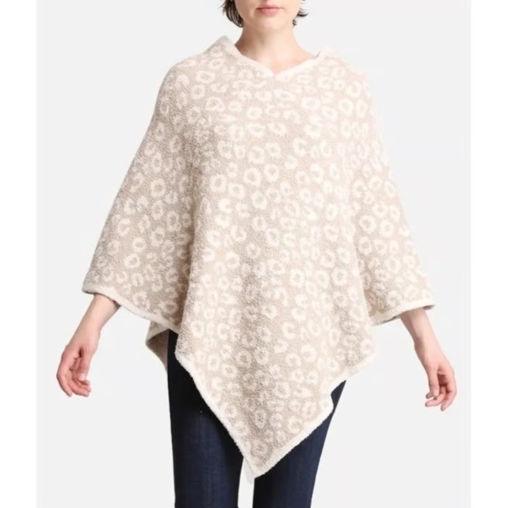 Comfyluxe Leopard Elegant Cream Floral Women's Poncho